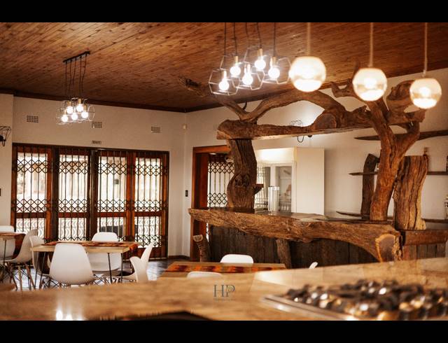 7 BEDROOM LODGE FOR SALE IN WATERKLOOF AH